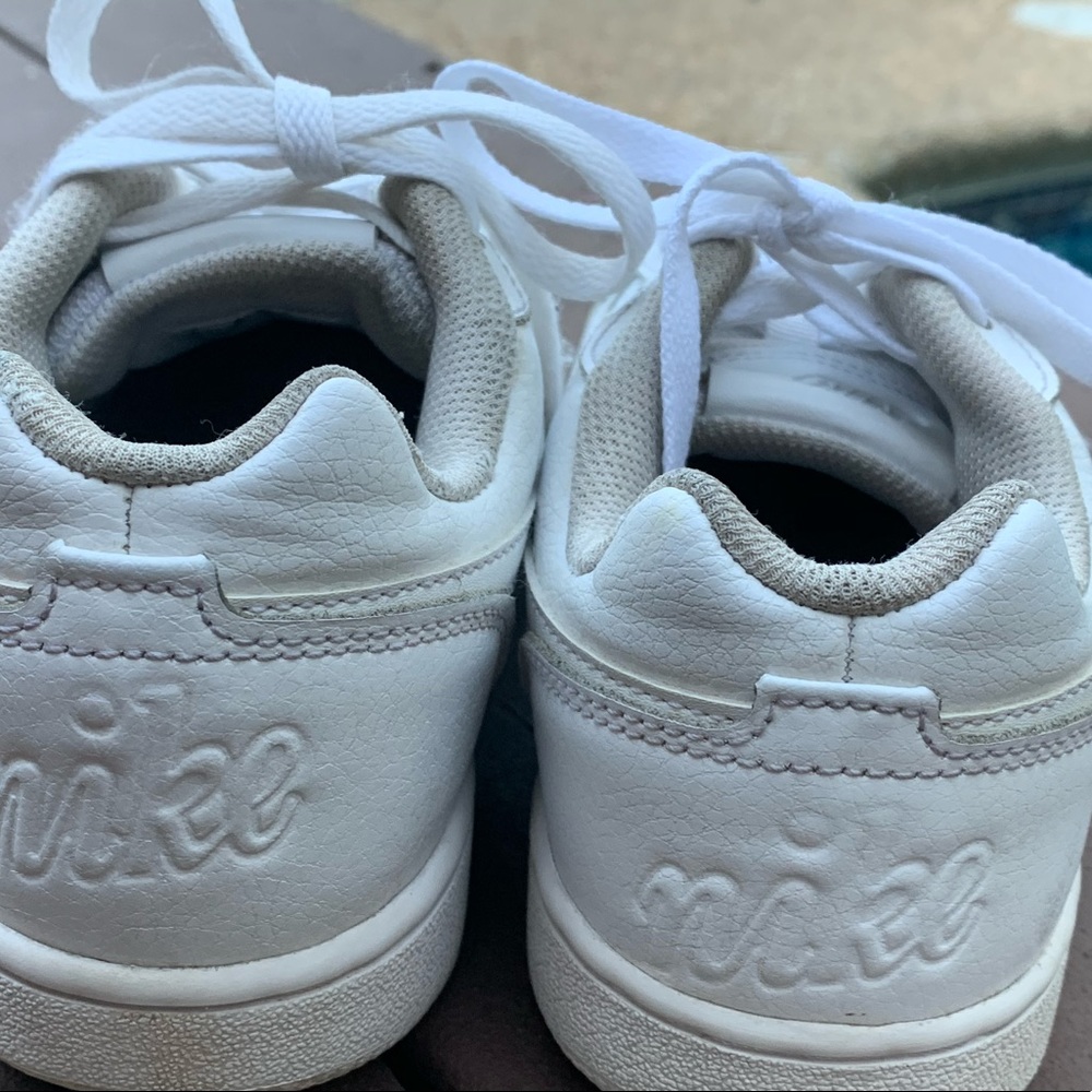 white nike ebernon - Picture 3 of 3
